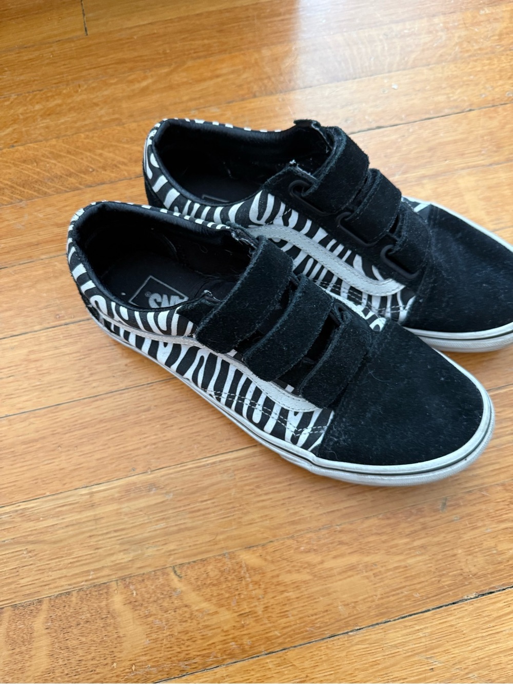 Vans Kids Black & White Zebra Velcro Skate Sneakers